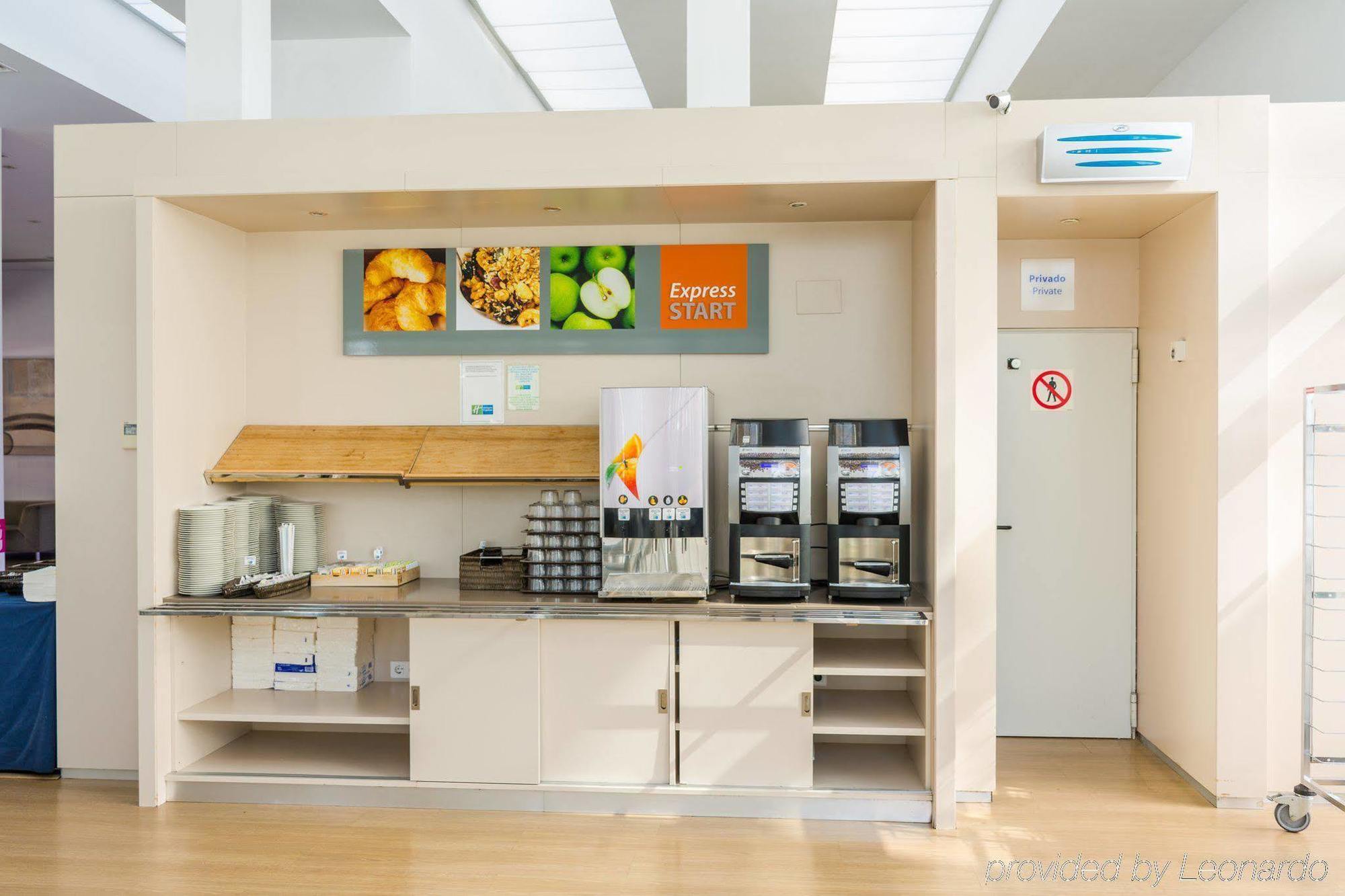 Holiday Inn Express Madrid Leganes, an IHG Hotel Exterior foto